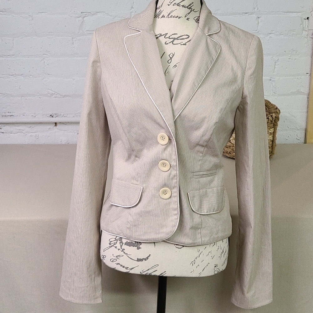 CANDIES Tan striped jacket Size Large